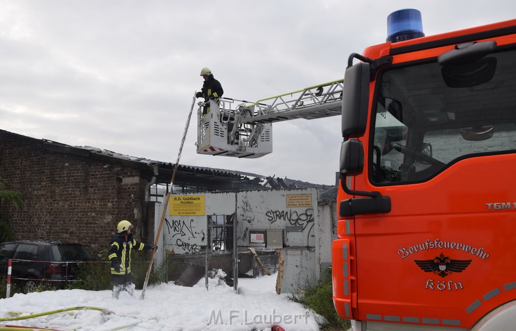 Feuer 3 Koeln Zollstock Hoenninger Weg P442.JPG - Miklos Laubert